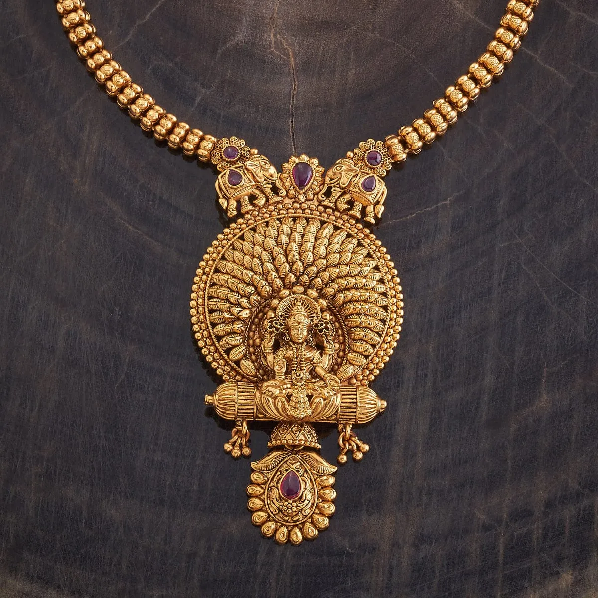 Antique Necklace 177885