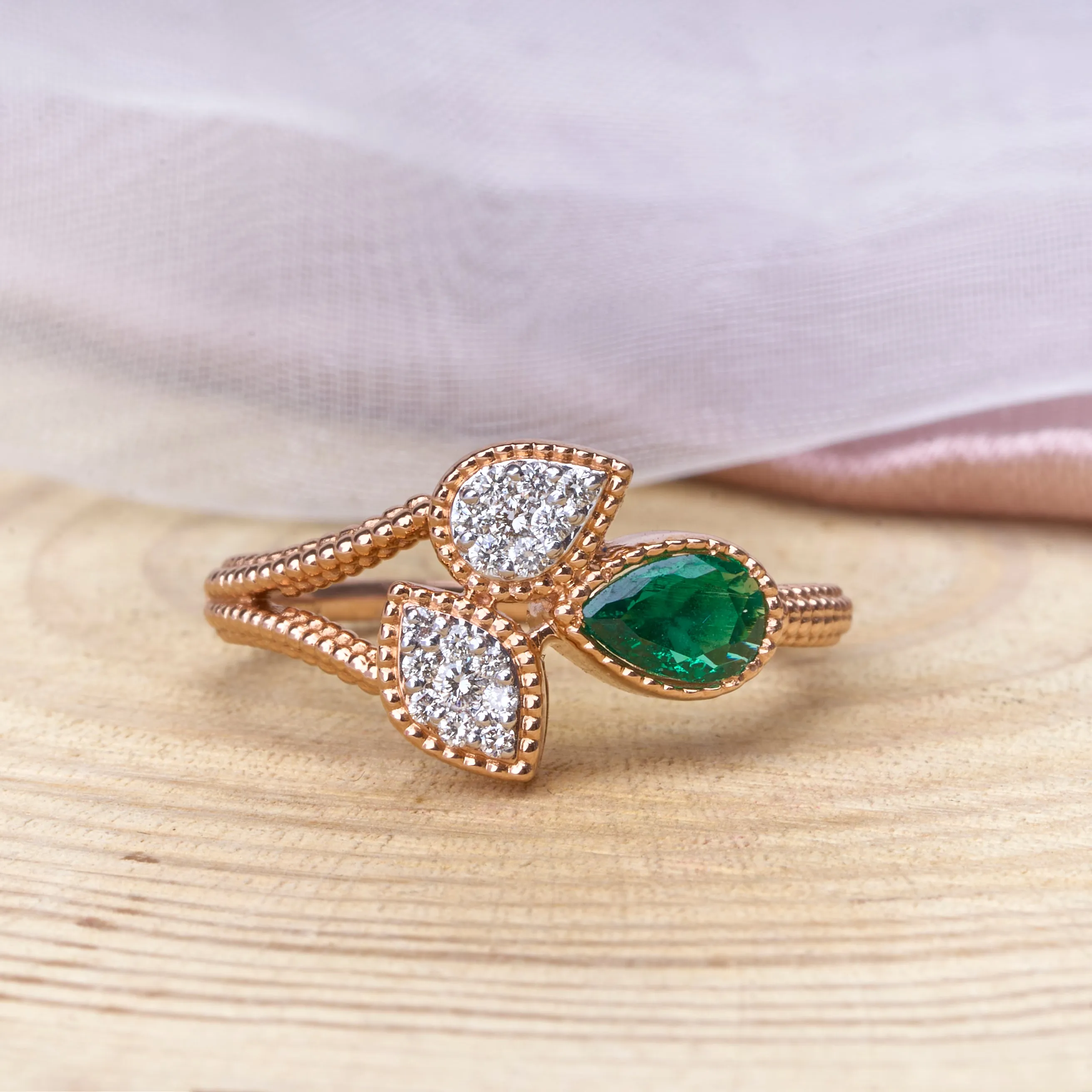 Diamond Sapphire Crossover Ring in Rose Gold