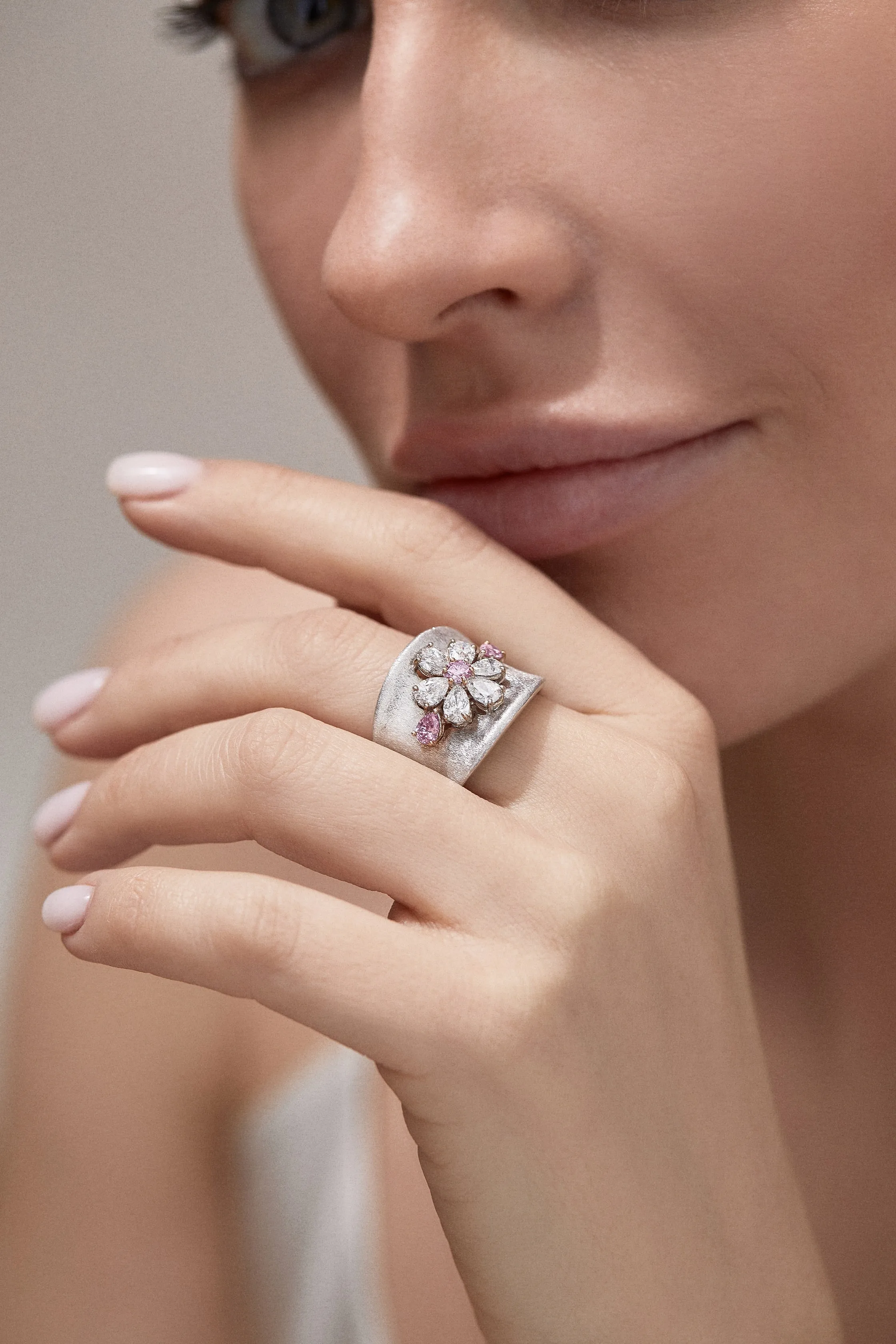 Floral Diamond Band