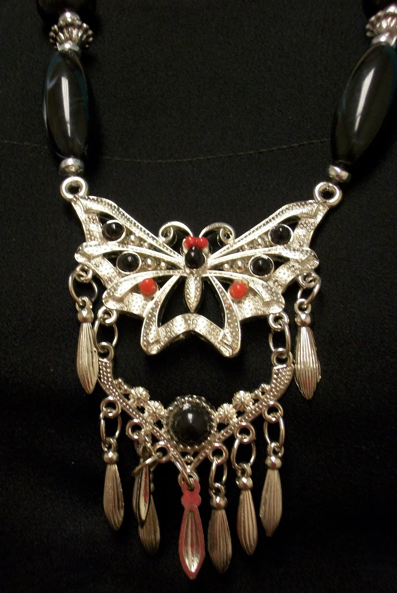 Necklace 0168 Silver Black Beads Butterfly Pendant